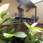 Unika House