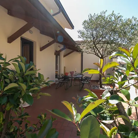 Unika House 아파트