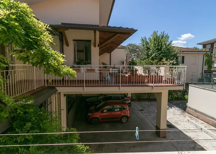 Unika House